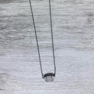 Kendra Scott Elisa Sliver Pendant Necklace in Iridescent Drusty